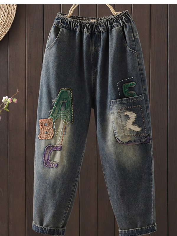 Women's Perfect Retro Jeans Embroidered Patch Loose Bottom