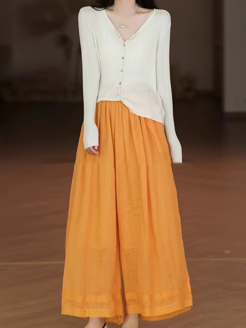 Women's Designed with a high waist and a relaxed