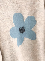 Chic Floral Intarsia Knit Sweater in Plush Acrylic Blend Comfort