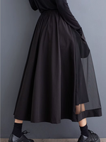   Womn's elastic waist ensures a flexible fit