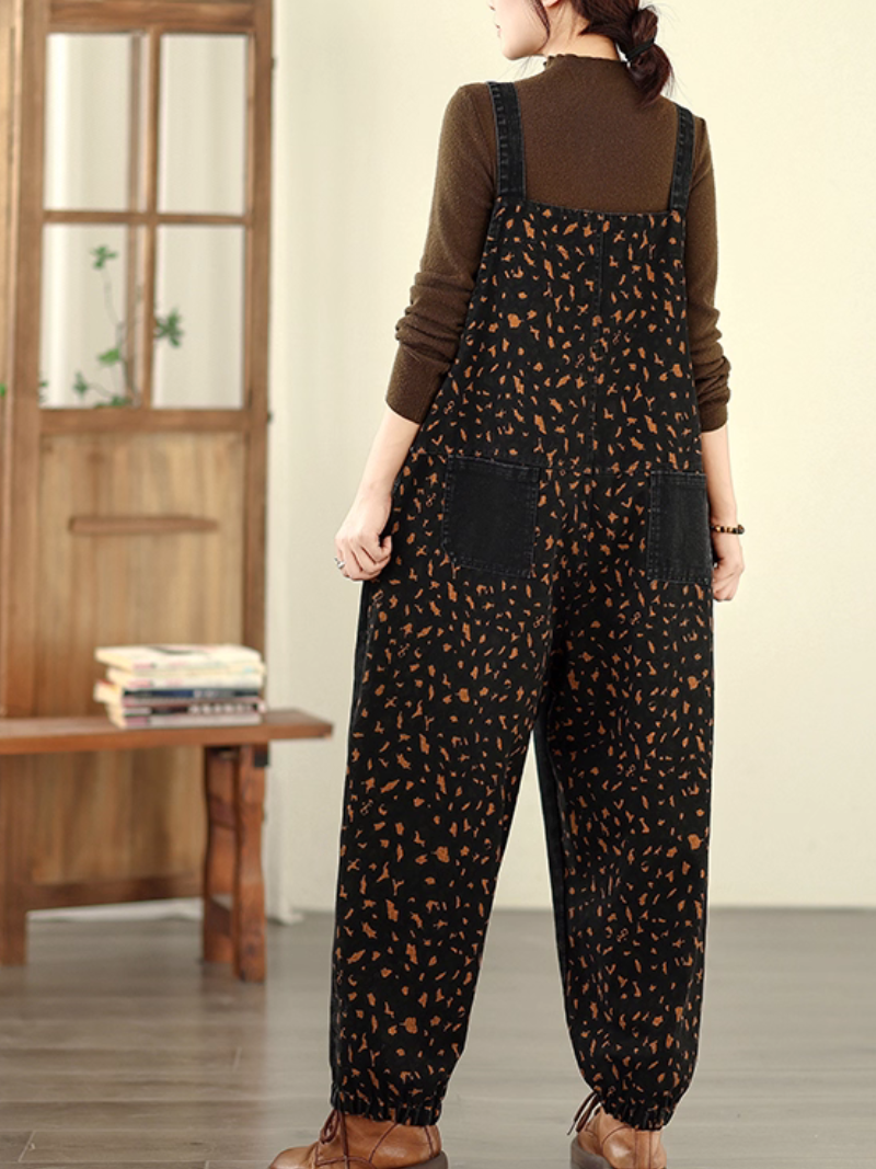 Artisanal denim overalls in cotton with patch pockets and elastic hems