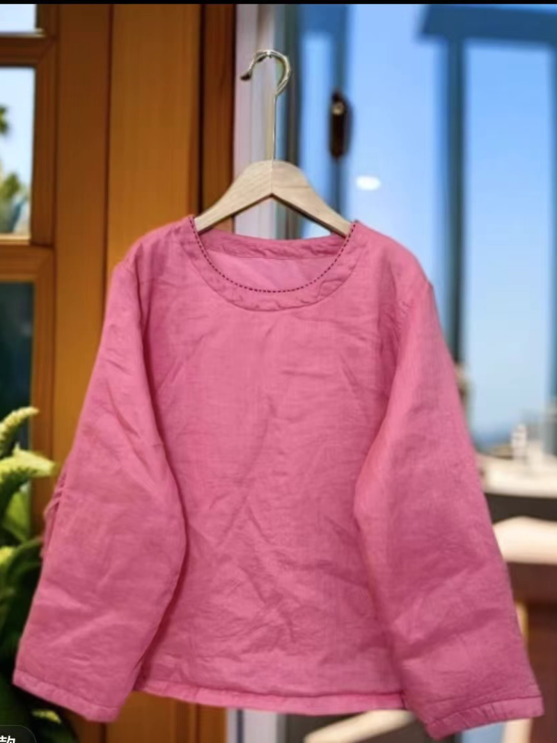 Minimal Long-Sleeve Cotton Blouse with Round Neckline, Effortless Women’s Top