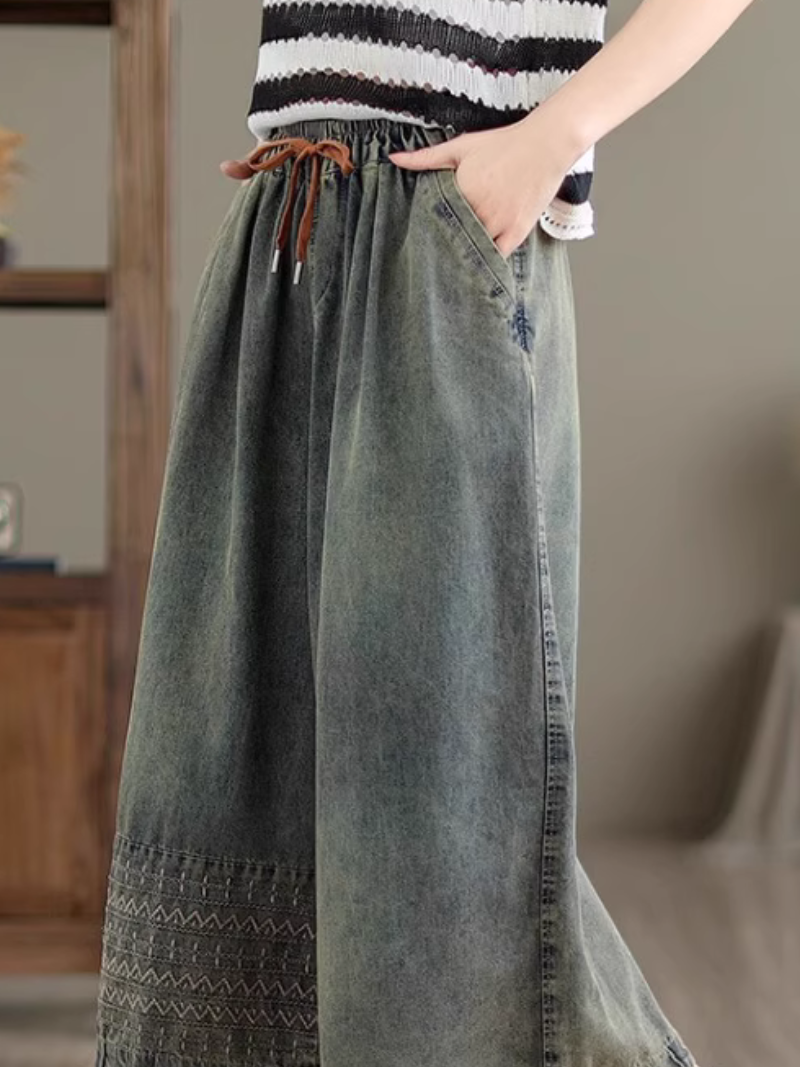 Bottoir brodé à taille haute et à taille haute occasionnelle des femmes