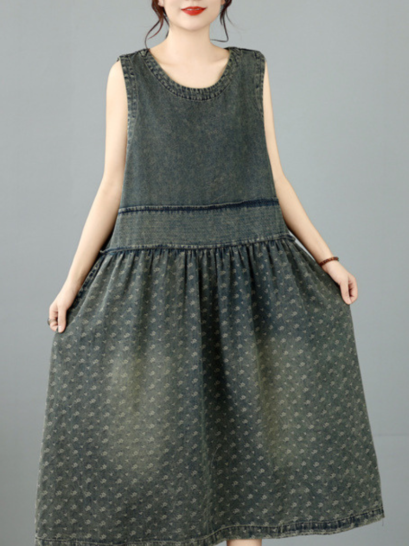 Weekend-Ready Swing Denim Dress — Effortless Fit, Soft and Flattering Everyday