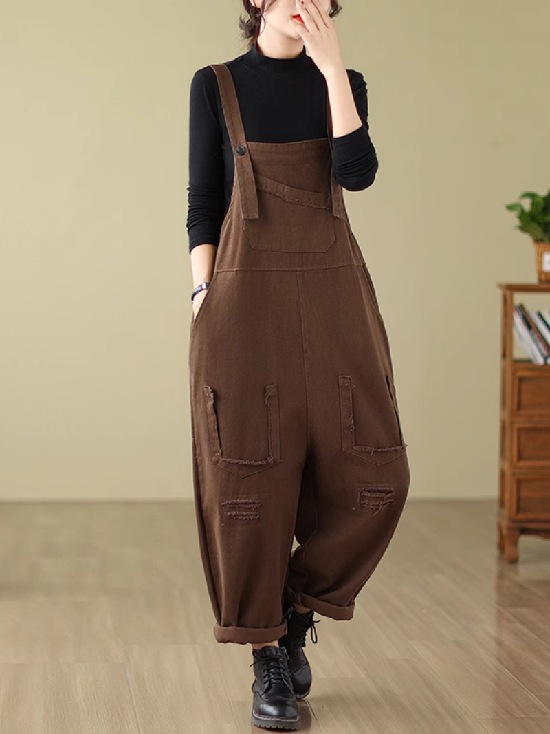 Elevate Your Look with Fashionable Women's Dungarees