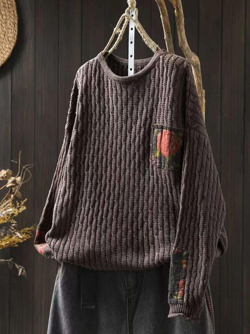 Chic Women’s Cotton Sweater with Contrast Pocket