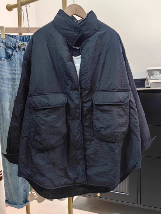 Oversized Utility Jacket with Curved Hem, Statement Pockets, Effortless Layering
