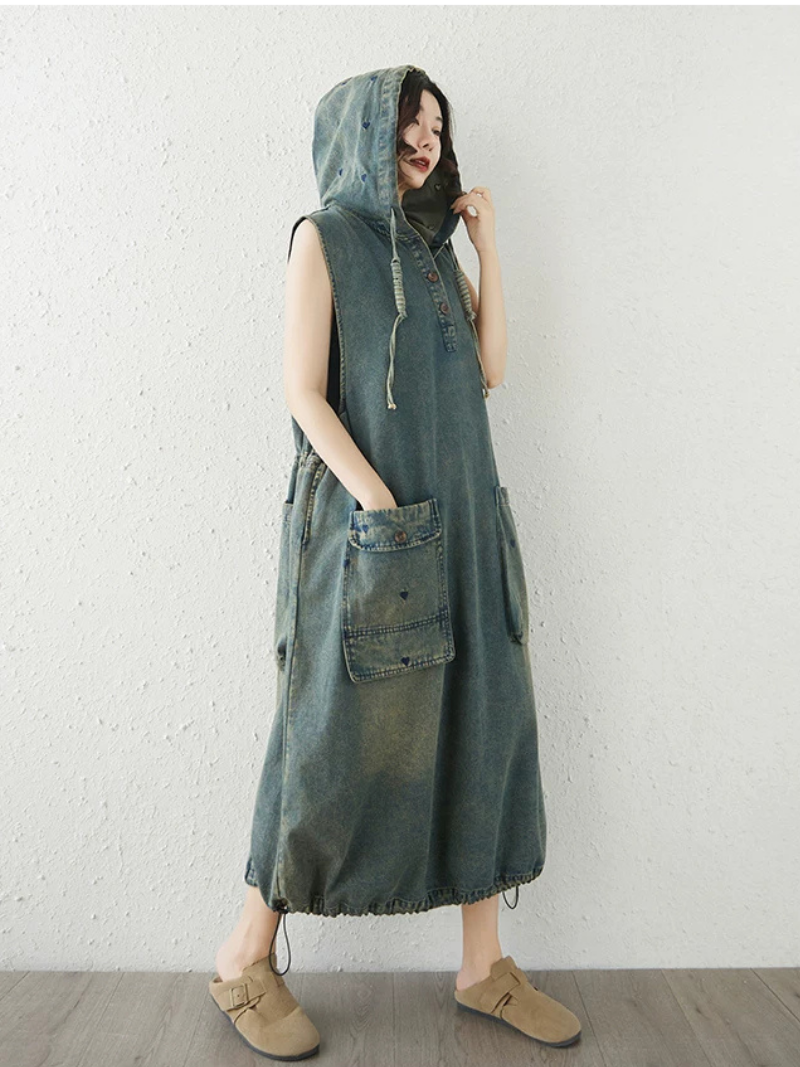 Weekend Freedom Denim Dress — Effortless, Relaxed Silhouette with Handy Pockets