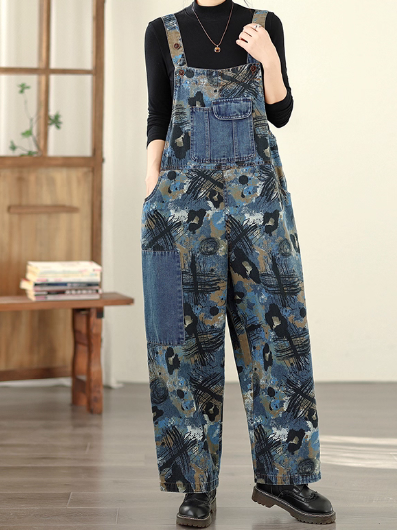 Artful Denim Overalls with Wide-Leg Silhouette and Modern Bib Detailing