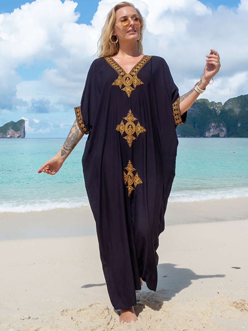 Détente des femmes en bordure de mer Broided à manches courtes Robe Kaftan
