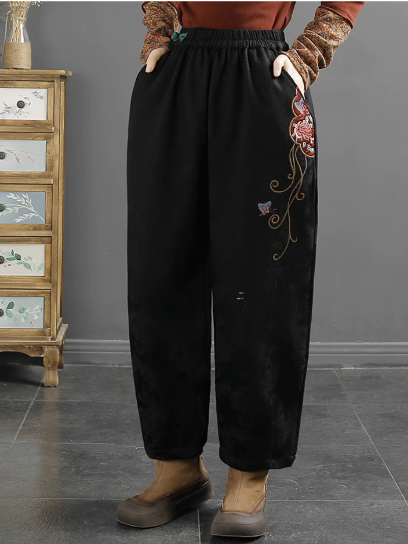 Women's Elegance Elastic Pattern Embroidered Bottom