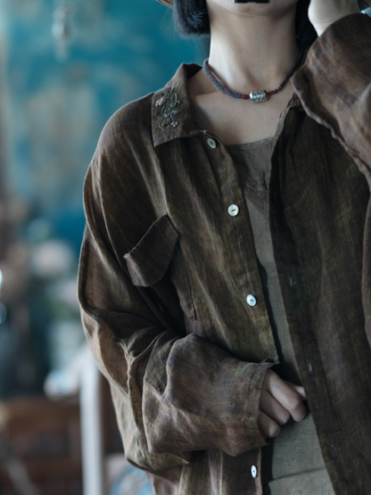 Haut de chemise à main à la main à la mode des femmes