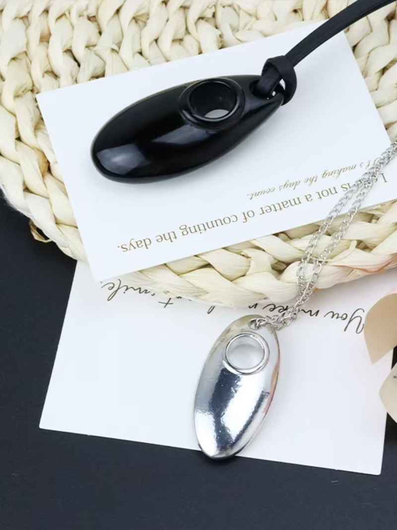 Women's Black Chain 