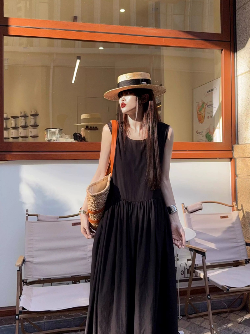 Sunlit Weekend Maxi Dress — Flowy, Effortless Fit in Cotton Blend