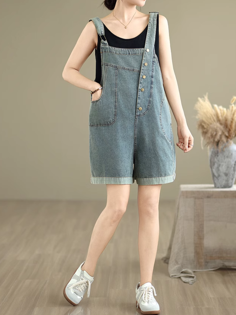 Women's fashionable Straps Baggy Style Short Bib's Dungaree