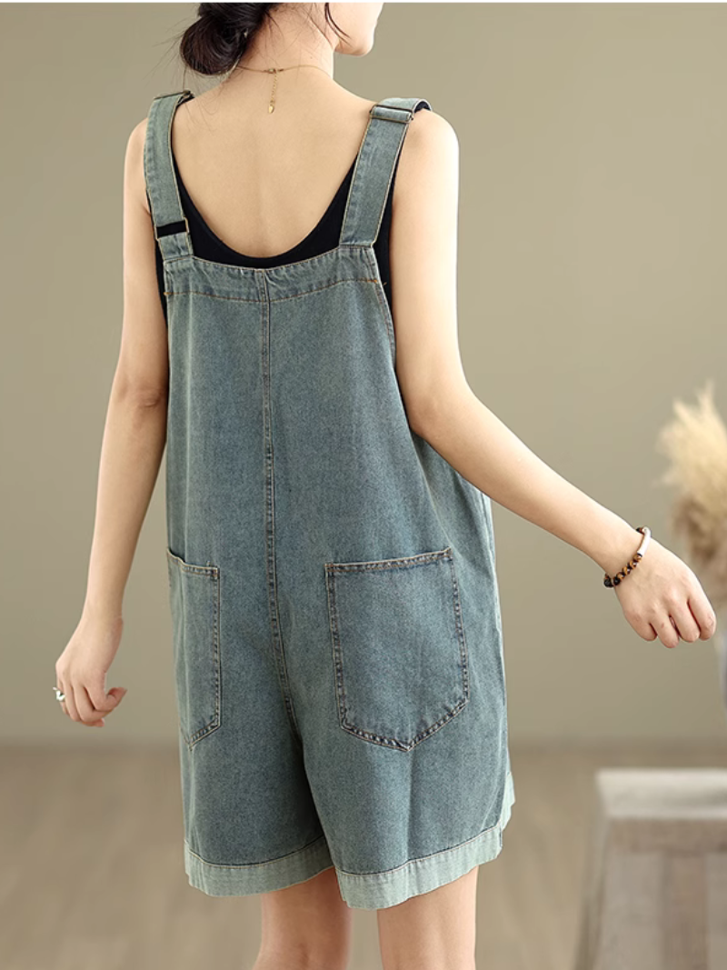Women's fashionable Straps Baggy Style Short Bib's Dungaree
