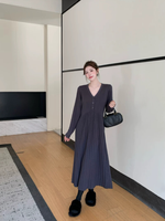 Desk-to-Dinner Confidence Pleated Midi Dress with Graceful Chiffon Movement Skirt