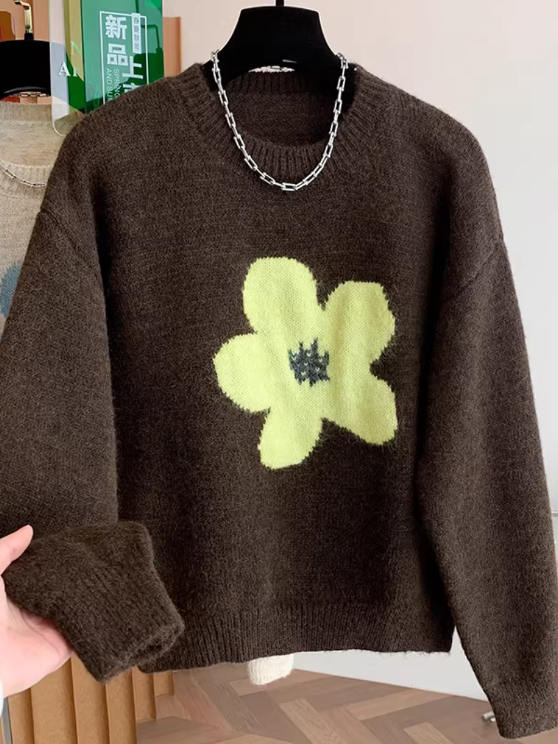 Chic Floral Intarsia Knit Sweater in Plush Acrylic Blend Comfort