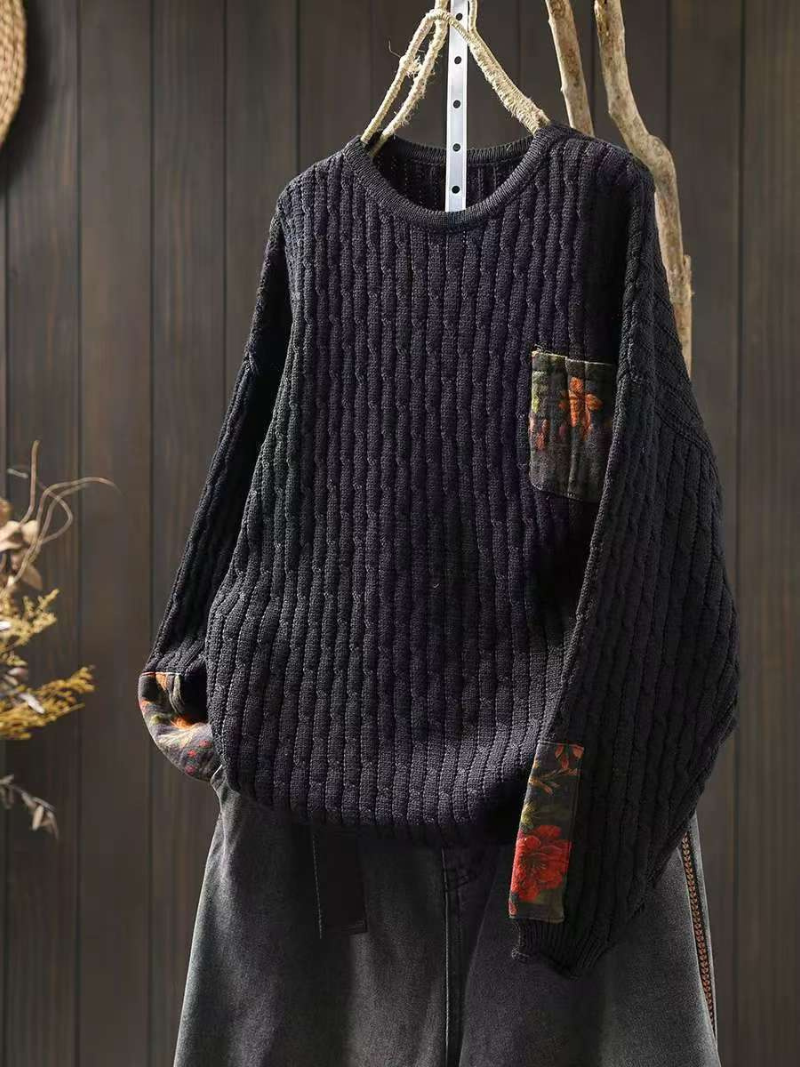 Chic Women’s Cotton Sweater with Contrast Pocket