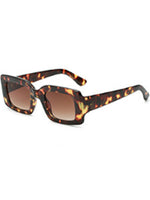 Momento de comodidad de gafas de sol