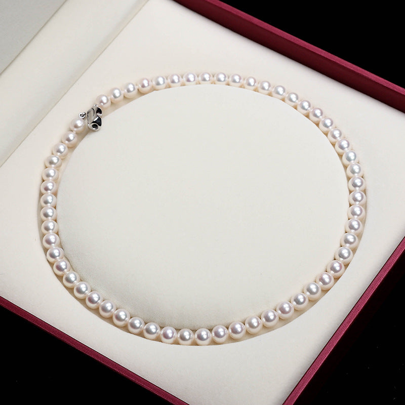 Elegant pearl necklaces