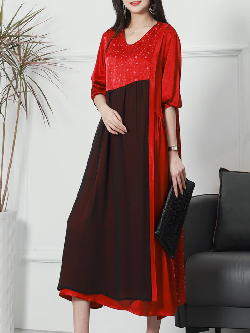 Women's Fashionable V-neck Neck Middle Waist Star Pattern Midi-Dress